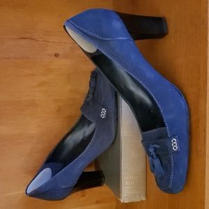 Bandolino Slip On Blue Suede Tassel Black Heeled Loafer Size 8